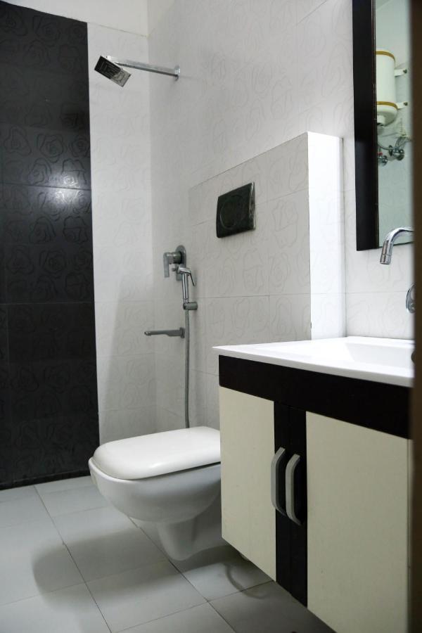 Hotel J P Residency Greater Noida Exteriér fotografie