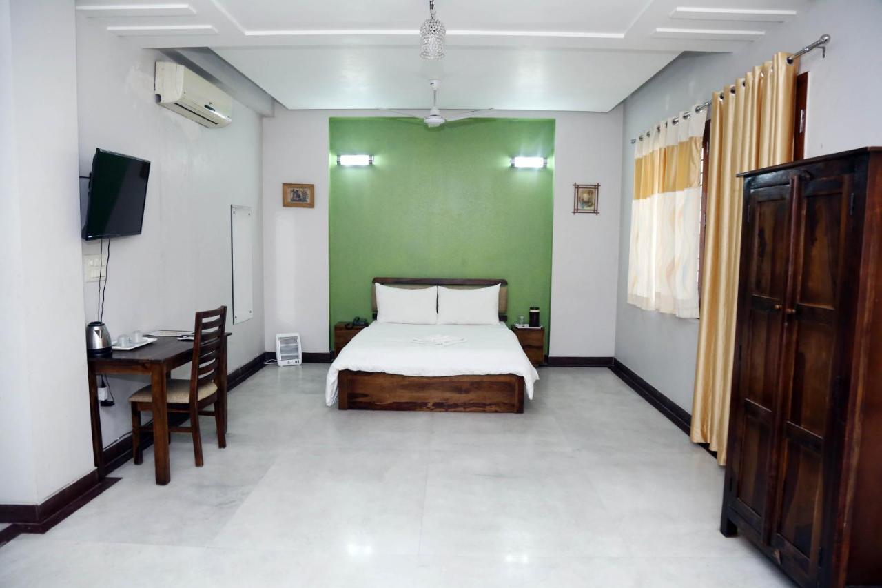 Hotel J P Residency Greater Noida Exteriér fotografie